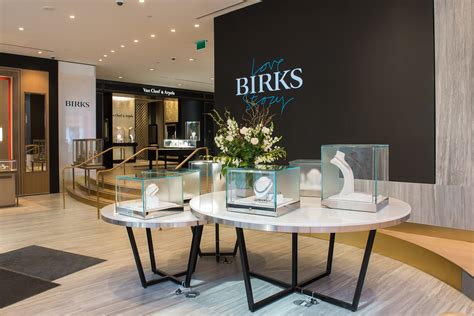 maison birks jewelry.